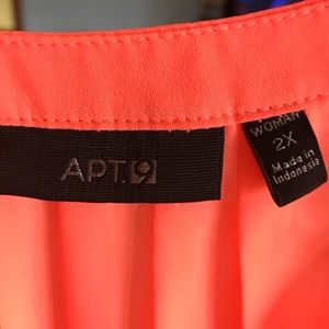Apt 9 women’s blouse